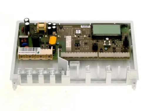 Bosch-Gehäuse mit elektronischer Platine, Verschiedene Komponenten wie Widerstände und Kondensatoren sichtbar, sowie ein LCD-Display und Anschlussleisten im Inneren.